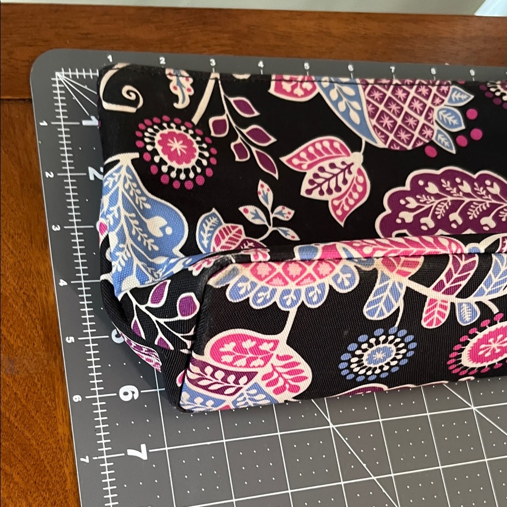 Vera Bradley Multicolor Floral Cosmetic Bag Alpine Floral - Picture 5 of 7